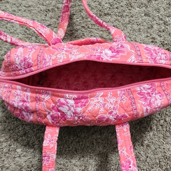 Vera Bradley Bag - Picture 2 of 4